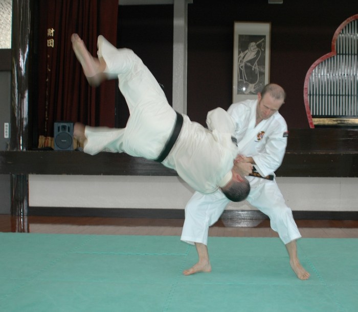 Carlos ejecutando Maki Gote en el Rensei Dojo