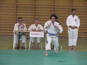 Pablo ejecutó su tanen embu con gran energía